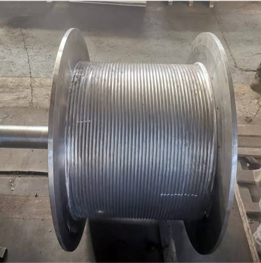 Large Winch Used To Solve The Problem of Disordered Ropes Drum With Shaft